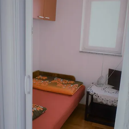 Leah Apartment Malinska